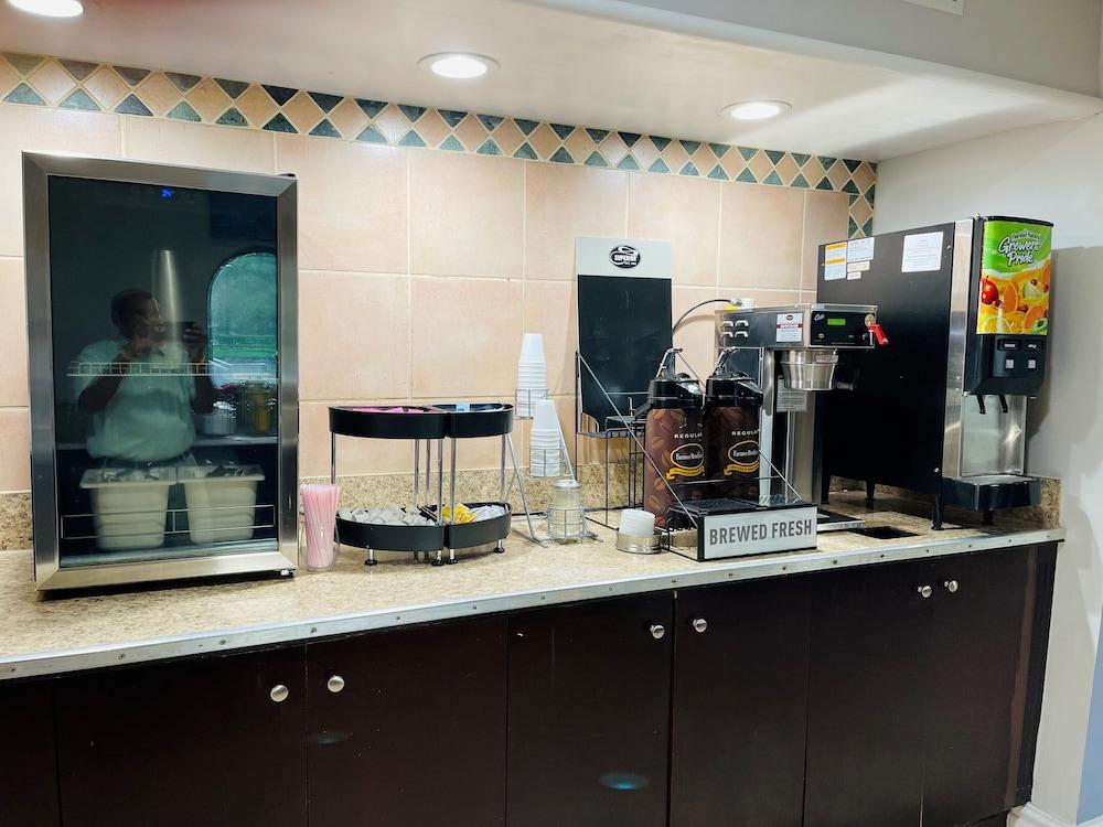 Quality Inn & Suites Altamonte Springs Orlando-North Extérieur photo