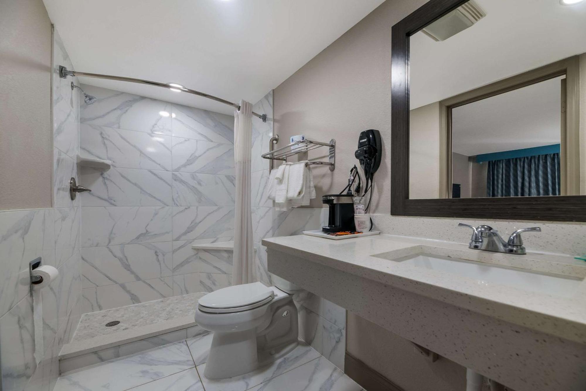 Quality Inn & Suites Altamonte Springs Orlando-North Extérieur photo